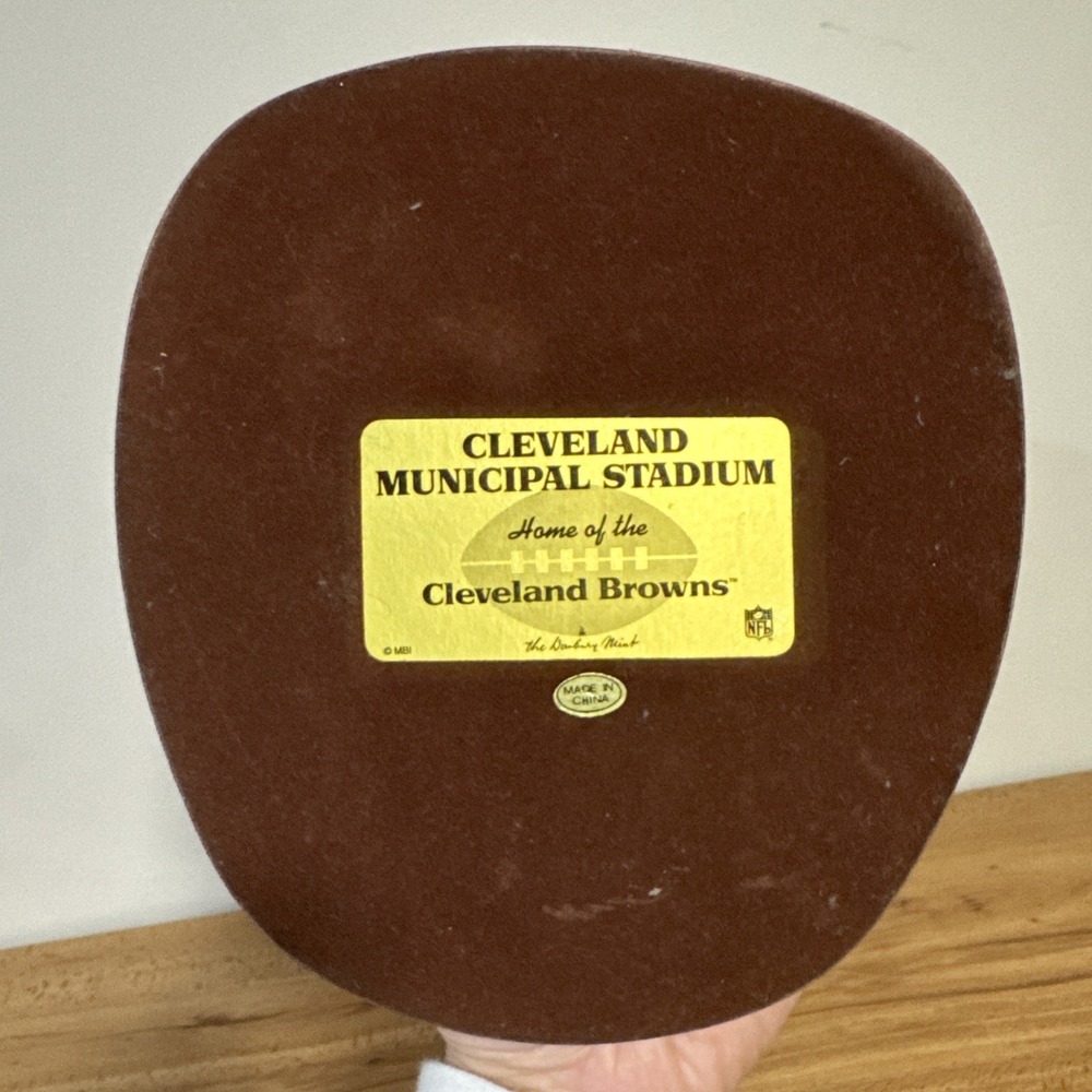 Municipal Stadium Old Home Of The Cleveland Browns NFL Replica Danbury Mint - Picture 6 of 6